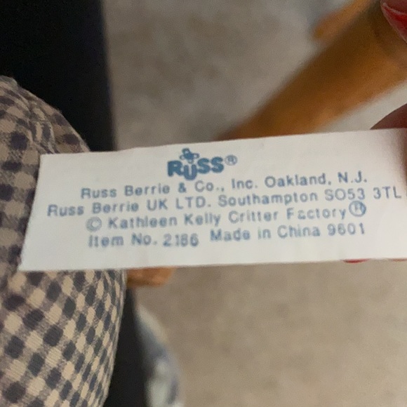 Shelf Sitter - Picture 2 of 2